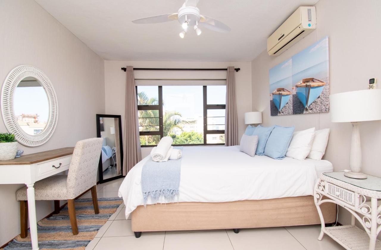 11 The Shades Umhlanga Rocks Apartamento Durban Exterior foto