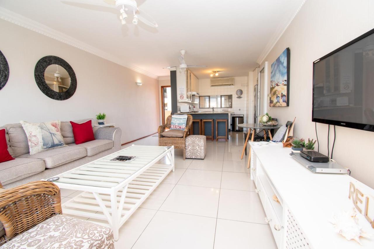 11 The Shades Umhlanga Rocks Apartamento Durban Exterior foto